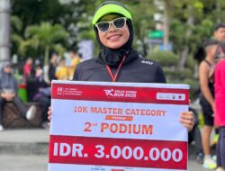 AKP Dini Kulsum Kasat Lantas Polres Sumedang Berhasil Meraih Juara 2 Kategori Master 10K di Police Women Run 2025 Bukittinggi