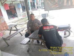 Aiptu Nana Sujana bersama Bripka Yuyun Yuwana sambangi warga masyarakat