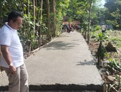 Pemdes Sinargalih Bangun Jalan Cor Beton Manfaat Dari Dana Desa Tahun 2025