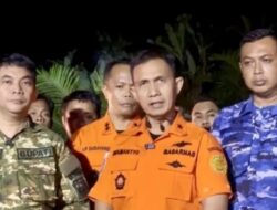 Bupati Tanah Bumbu Serahkan 8 jasad Korban Helikopter BK117 D3 milik Estindo Air jatuh kepada Basarnas