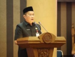 Paripurna DPRD Tanah Bumbu, Pemkab Tegaskan Dukungan Raperda Tenaga Kesehatan dan Waralaba