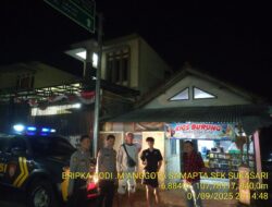 Anggota Polsek Sukasari Laksanakan Patroli KRYD Blue Light / Malam hari di Wilayah Kecamatan Sukasari Kabupaten Sumedang