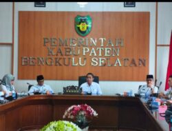Sekda Bengkulu selatan Hadiri Rapat Evaluasi Standar Pelayanan masyarakat Minimal.