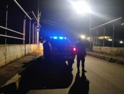 Anggota Polsek Sukasari Laksanakan Patroli KRYD Blue Light / Malam hari di Wilayah Kecamatan Sukasari Kabupaten Sumedang