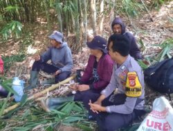 Silaturahmi Kamtibmas guna Mewujudkan Situasi Kondusip,di wilayah Hukum Polres Sumedang Polsek Sukasari Khususnya Desa Mekarsari
