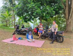 Bhabinkamtibmas Desa Sukamukti Aipda Agus Sukmana melaksanakan giat Sambang/ silaturahmi kamtibmas ke warga masyarakat.