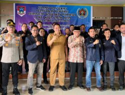 Kapolres Pagar Alam Januar Kencana Setia Persada Hadiri Pelantikan Ketua PWI Kota Pagar Alam Periode Tahun 2025 – 2028