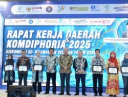 Tanah Bumbu Raih Dua Penghargaan Siber Motivasi Bagi Jajaran Pemkab Tanbu.