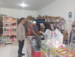Aiptu Nana Sujana bersama Bripka Yuyun Yuwana melaksanakan sambang/silatrahmi Kamtibmas dan dumas keliling dalam rangka BEYOND TRUST PRESISI