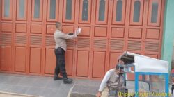 Anggota Polsek Tanjungmedar Sosialisasikan Layanan Kepolisian 110 Bebas Pulsa kepada Warga