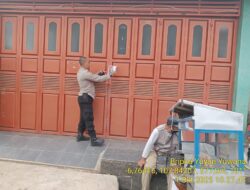 Anggota Polsek Tanjungmedar Sosialisasikan Layanan Kepolisian 110 Bebas Pulsa kepada Warga