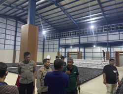 Polres Sumedang Serahkan 10 Ton Jagung Ke Gudang Bulog