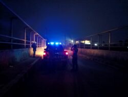 Anggota Polsek Sukasari Laksanakan Patroli KRYD Blue Light / Malam hari di Wilayah Kecamatan Sukasari Kabupaten Sumedang