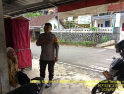 Briptu Diwan Ahmad melaksanakan sambang/silatrahmi Kamtibmas dan dumas keliling dalam rangka BEYOND TRUST PRESISI di wilayah Kec. Tanjungmedar