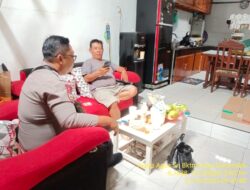 Aipda Agus Sukmana melaksanakan giat Sambang/ silaturahmi kamtibmas ke warga masyarakat.