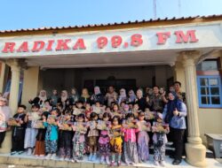 Bunda PAUD, IIm Maemunah ajak Anak – anak Belajar sambil Bergembira.