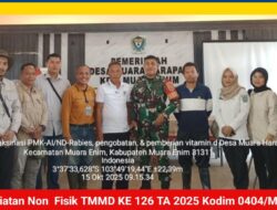 Babinsa Dampingi Dinas TPHP Gelar Pengobatan dan Vaksinasi Hewan Ternak di Desa Muara Harapan, Dukung TMMD ke-126