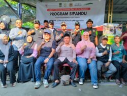 H Asmawi kades Muarabakti Gelar Sosialisasi Pengembangan Program Bank Sampah Pada Aparatur Desa di Tingkat RT dan RW