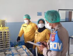 Dokkes Polres Sumedang Laksanakan Pemeriksaan Food Safety Untuk Pastikan Makanan Aman Bagi Penerima Manfaat SPPG Polri