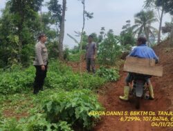 Bripka Dani Santika sambangi Warga masyarakat