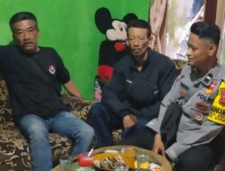 Bhabinkamtibmas Desa Genteng Melaksanakan Giat Sambang Dan Silaturahmi Kepada Warga masyarakat