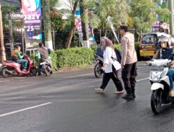Polsek Sumedang Utara Gelar giat Gatur Pagi Untuk Ciptakan Kelancaran Lalu Lintas