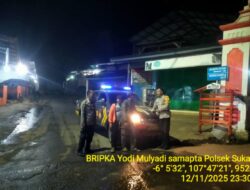 Anggota Polsek Sukasari Laksanakan Patroli KRYD Blue Light / Malam hari di Wilayah Kecamatan Sukasari Kabupaten Sumedang