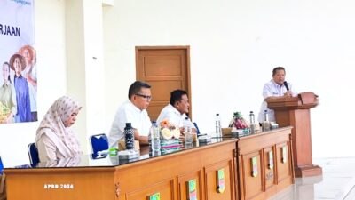 H. Najmudin Camat Tambun Utara Menghadiri Acara Sosialisasi Program Jaminan Ketenakerjaan Oleh H. Obon Tabroni SE