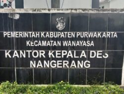 KADES NANGERANG KEC. WANAYASA DIKRITIK KARENA TIDAK ADA DI KANTOR PADA SAAT JAM KERJA