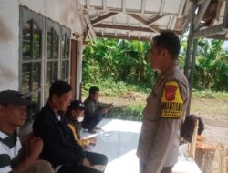 Bhabinkamtibmas Desa Sukarapih Melaksanakan Giat Sambang Dan Silaturahmi Kepada Warga masyarakat.