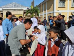 Bupati Majalengka Salurkan Bantuan Pendidikan bagi Siswa Tidak Mampu yang Belum Tercover Program KIP.