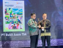 Transparansi & Keberlanjutan Diakui, PTBA Kantongi Penghargaan Platinum ASRRAT 2025*