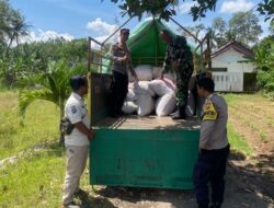 Bhabinkamtibmas Binangun Dampingi Warga Jual Jagung ke Bulog