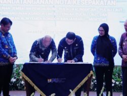 Bupati Andi Rudi Latif Tandatangani Nota Kesepahaman Pembangunan Jembatan Kalimantan – Pulau Laut.