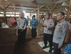 Tim Mabes Polri, Polda Jabar, dan Polres Sumedang Pantau Perkembangan Sektor Peternakan Kambing di Kecamatan Tanjungmedar