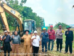 H. Asmawi Meninjau Hasil Kerja Sama Antara Pemerintah Desa Muara Bakti dengan  PT. Tesco Indo Maritim