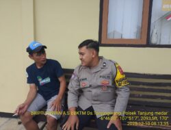 Briptu Diwan Ahmad melaksanakan sambang/silatrahmi Kamtibmas dan dumas keliling dalam rangka BEYOND TRUST PRESISI di wilayah Kec. Tanjungmedar