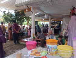 Bhabinkamtibmas Desa Kamal Laksanakan PAM dan Silaturahmi Kamtibmas pada Kegiatan Hiburan Syukuran Warga