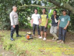 Aipda Dani Santika melaksanakan sambang/silatrahmi Kamtibmas dan dumas keliling dalam rangka BEYOND TRUST PRESISI di wilayah Kec. Tanjungmedar