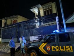 Anggota Polsek Sukasari Laksanakan Patroli Kryd Blue Light / Malam Hari Di Wilayah Kecamatan Sukasari Kabupaten Sumedang