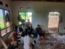 Silaturahmi Kamtibmas guna mewujudkan Situasi Kondusip,diwilayah hukum polres Sumedang polsek Sukasari khususnya diwilayah desa mekarsari