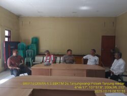 Briptu Diwan Ahmad melaksanakan sambang/silatrahmi Kamtibmas dan dumas keliling dalam rangka BEYOND TRUST PRESISI di wilayah Kec. Tanjungmedar