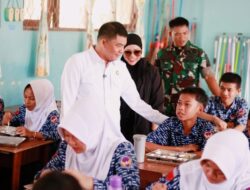 Bupati Andi Rudi Latif Launching SPPG di SMPN 1 Simpang Empat Batulicin