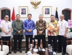 Rawan Kecelakaan Pemkab Tanah Bumbu Pasang Penerang Jalur Bypass Batulicin-Banjarbaru.