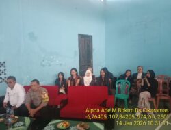 Bhabinkamtibmas Desa Cikaramas Hadiri Penerimaan KKN Mahasiswa Unpad Jatinangor