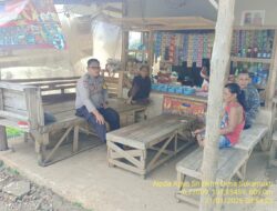 Aipda Agus Sukmana melaksanakan giat Sambang/ silaturahmi kamtibmas ke warga masyarakat