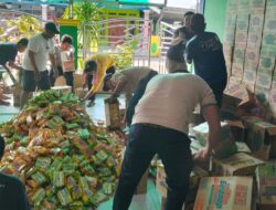 Tanamkan Rasa Kepedulian Sosial Kades Muara Bakti H. Asmawi, Ajak BPD Bantu Warga Terdampak Banjir