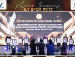 Nur Andi Arinawati Arsyad Terima penghargaan LEPRID Lembaga Prestasi Indonesia–Dunia Pada HUT ke-25 BPOM