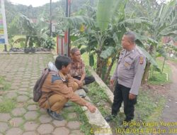 Bripka Yuyun Yuwana melaksanakan sambang/silatrahmi Kamtibmas dan dumas keliling dalam rangka BEYOND TRUST PRESISI