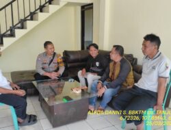 Aipda Dani Santika sambangi aparatur desa serta dumas keliling dalam rangka BEYOND TRUST PRESISI di wilayah Kec. Tanjungmedar